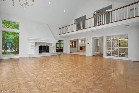 1455 Woodland Lane Silver Lake OH 44224