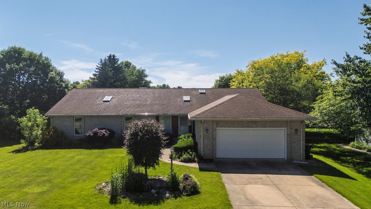 8251 Athens Avenue NW Massillon OH 44646