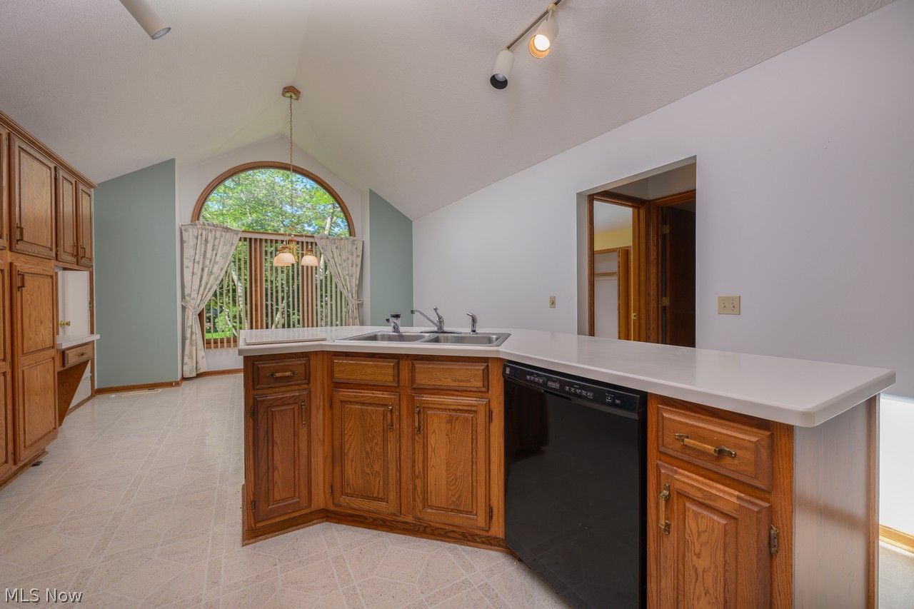 8251 Athens Avenue NW Massillon OH 44646