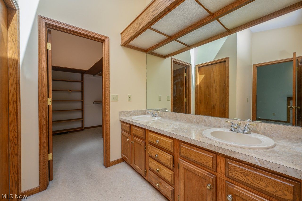 8251 Athens Avenue NW Massillon OH 44646