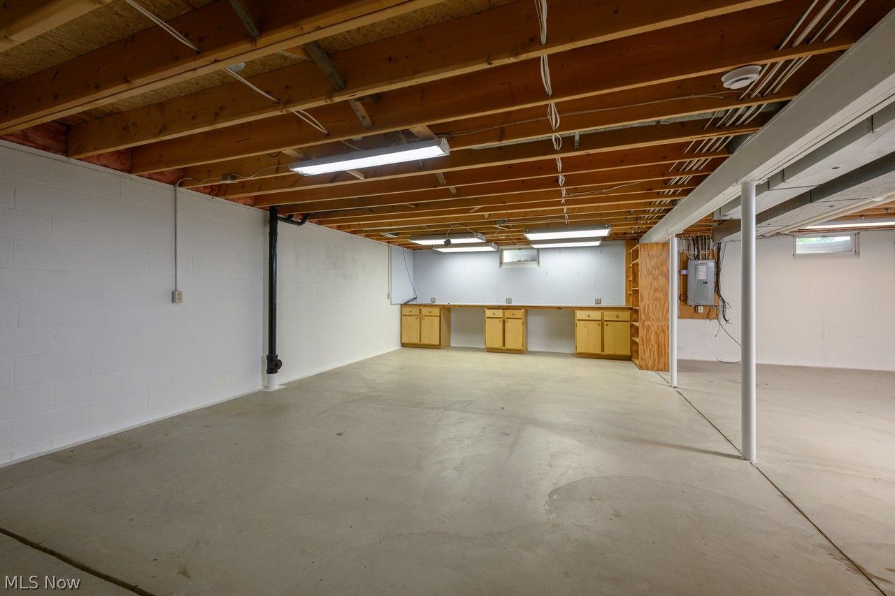 8251 Athens Avenue NW Massillon OH 44646