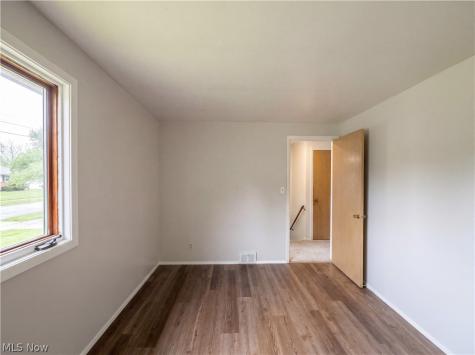 14122 Donald Drive Brook Park OH 44142