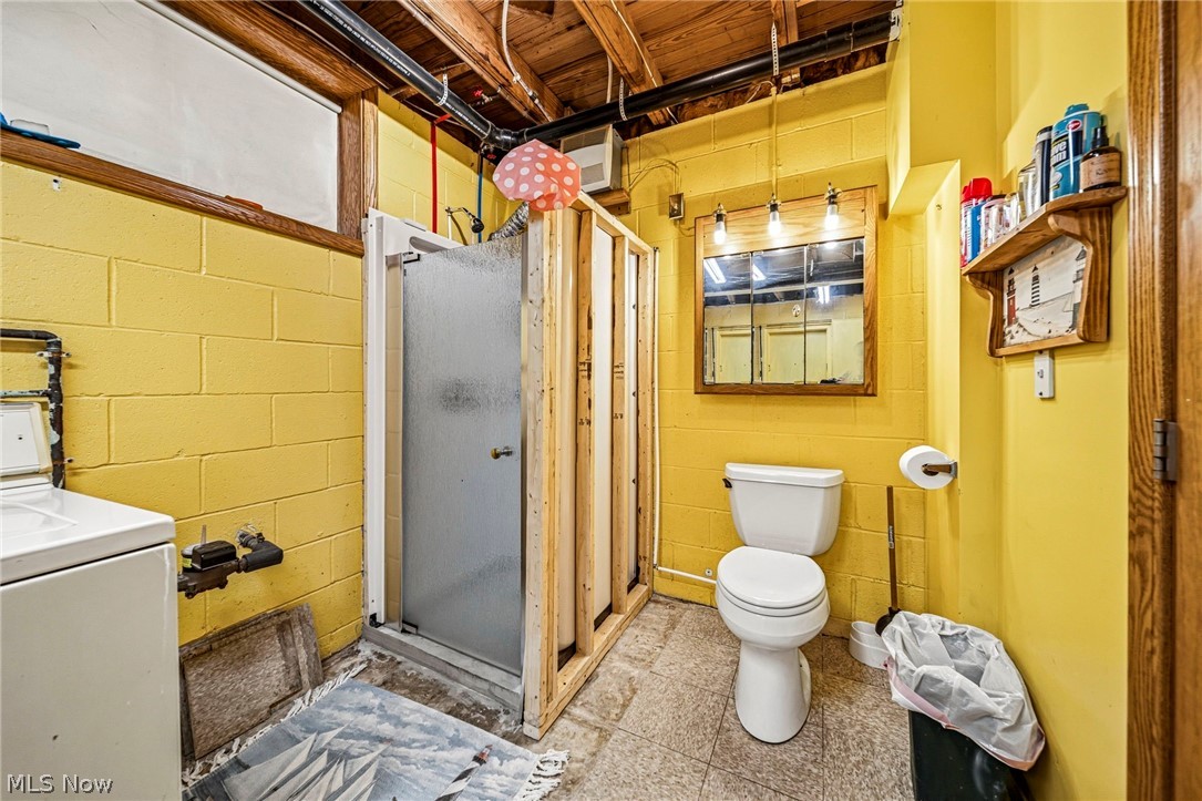 1050 Lake Road Conneaut OH 44030