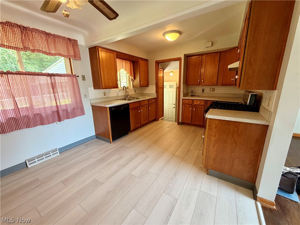 10121 Jasper Road Cleveland OH 44111