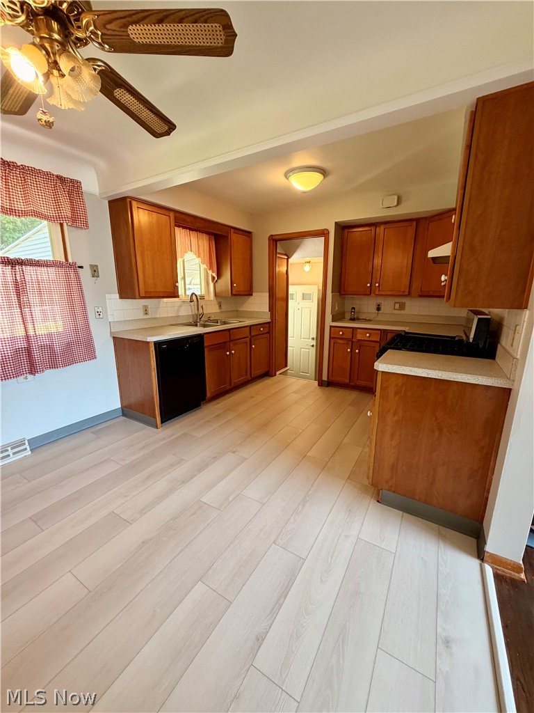 10121 Jasper Road Cleveland OH 44111