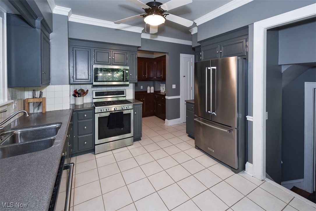 382 Bassett Road Bay Village OH 44140