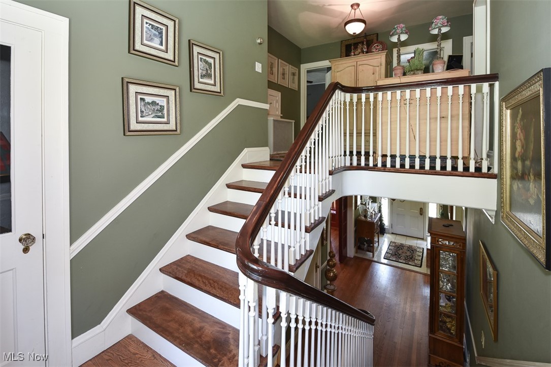 382 Bassett Road Bay Village OH 44140