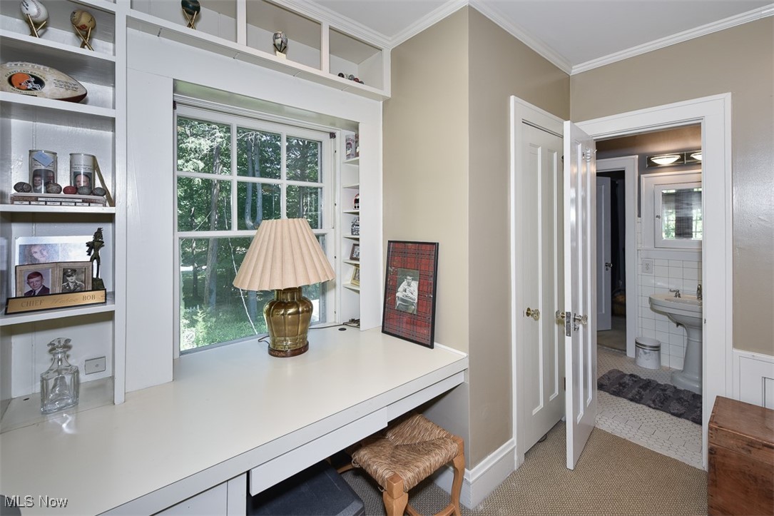 382 Bassett Road Bay Village OH 44140