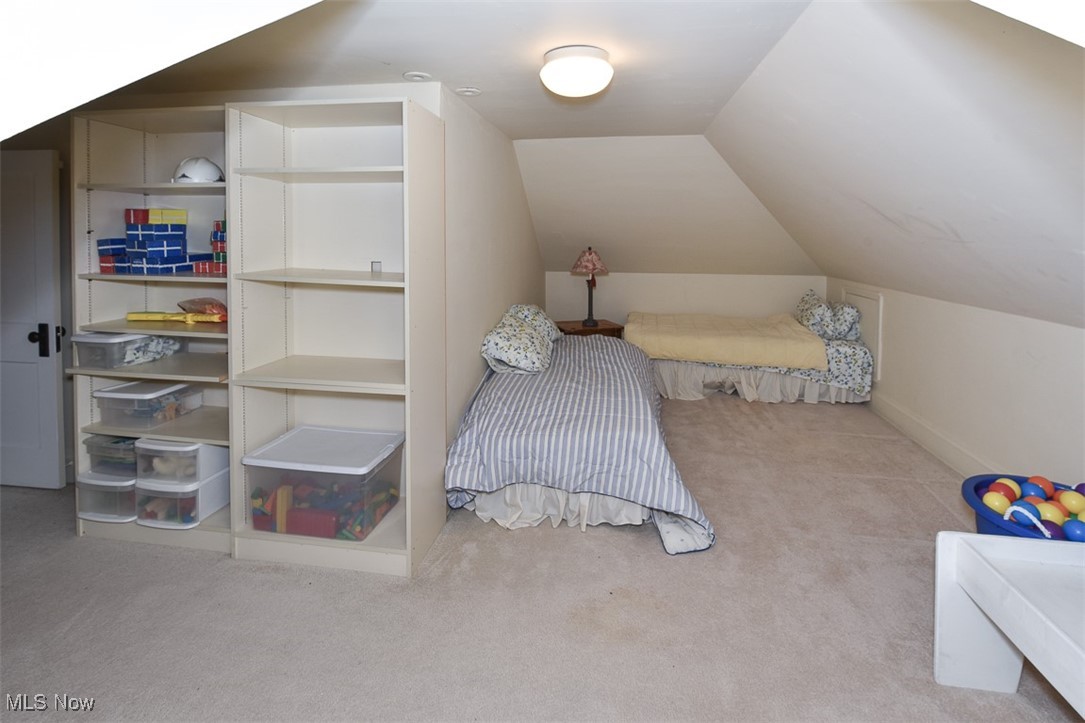 382 Bassett Road Bay Village OH 44140