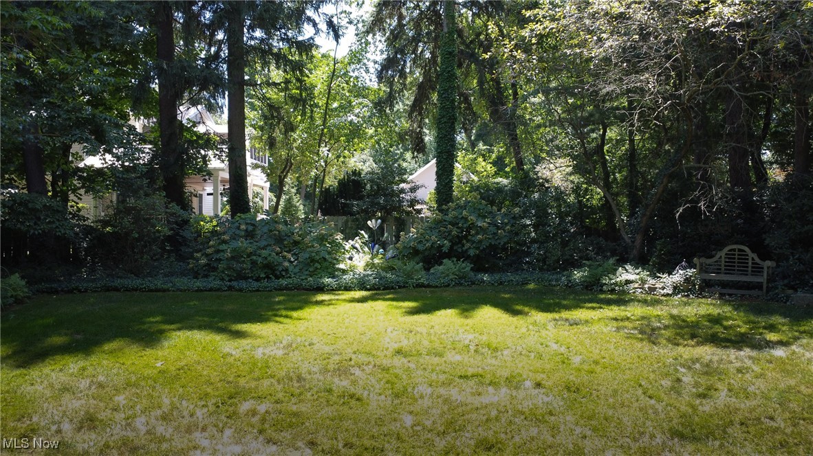 382 Bassett Road Bay Village OH 44140