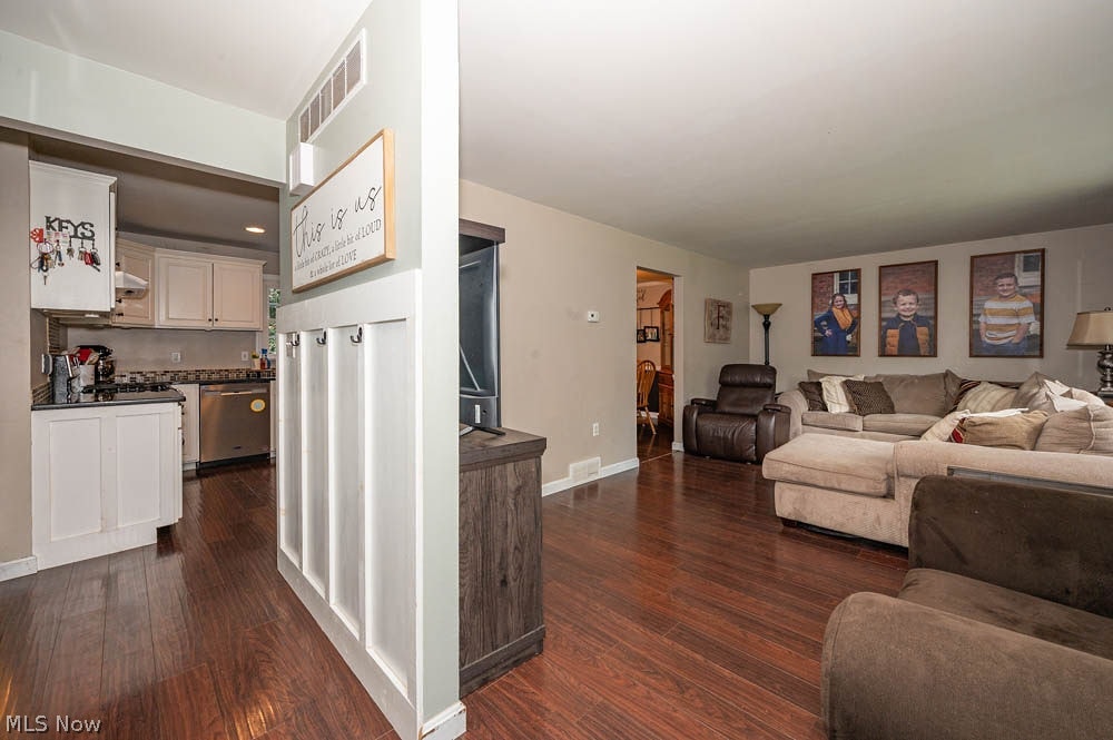 2236 Tanglewood Drive Salem OH 44460