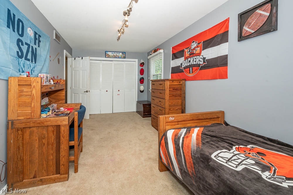 2236 Tanglewood Drive Salem OH 44460