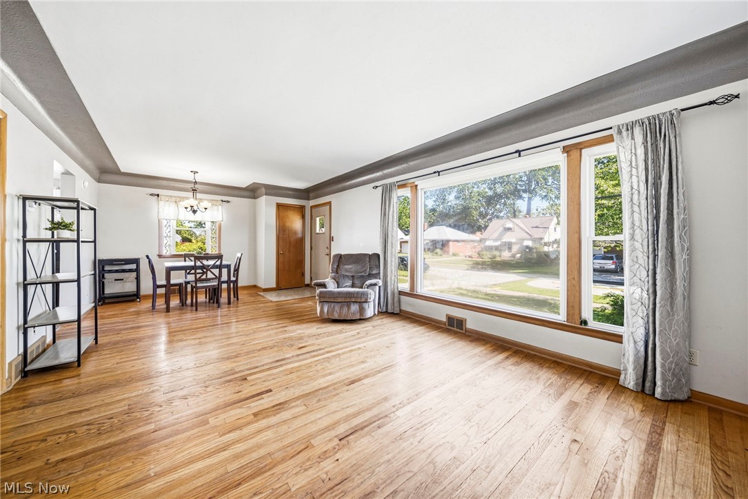 28626 Forest Road Willowick OH 44095