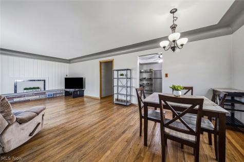 28626 Forest Road Willowick OH 44095