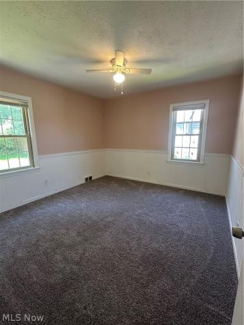 142 S Edgehill Youngstown OH 44515