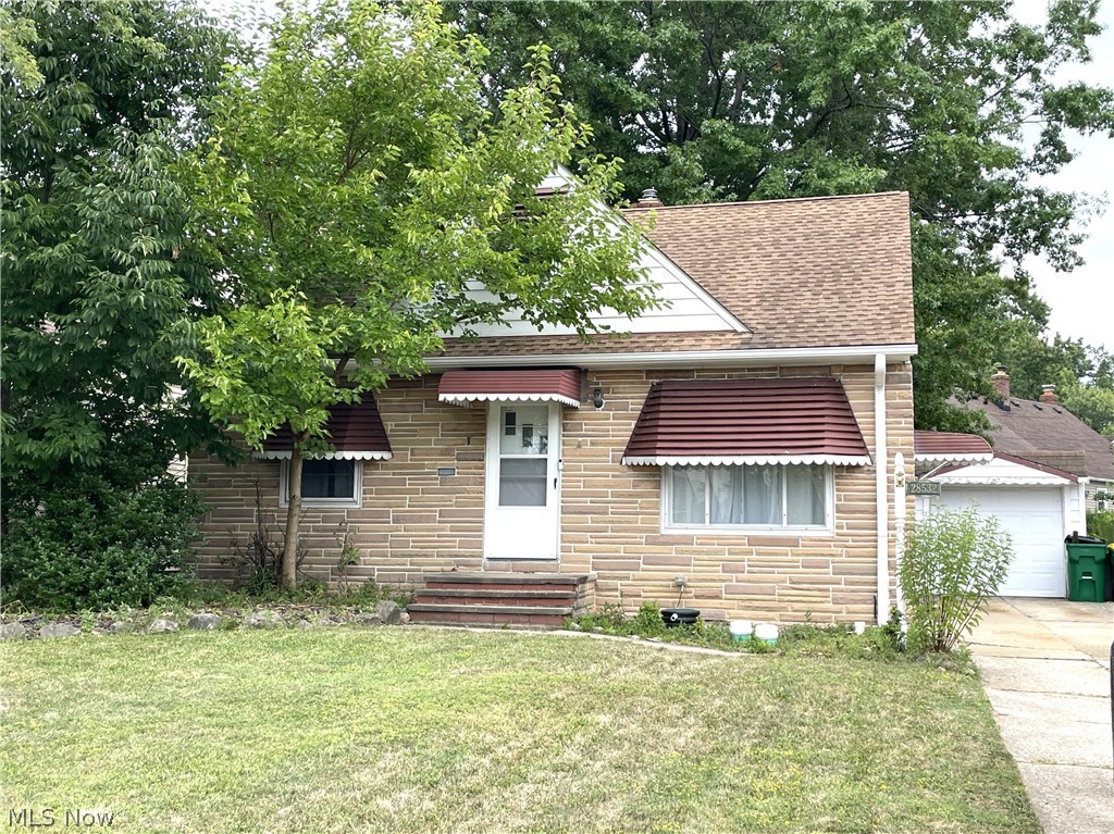 28532 Lake Shore Boulevard Willowick OH 44095