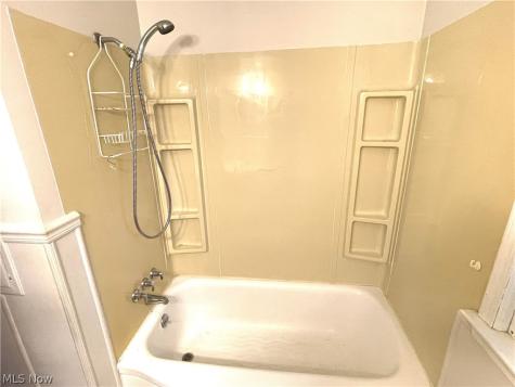 28532 Lake Shore Boulevard Willowick OH 44095