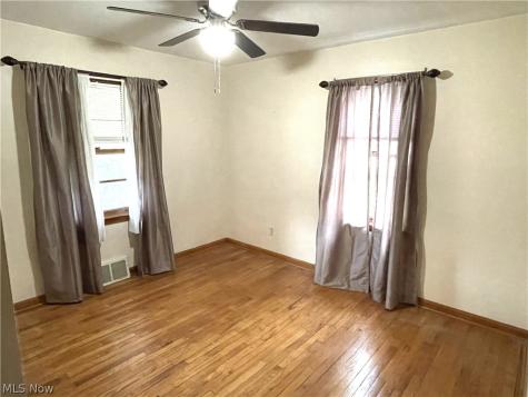 28532 Lake Shore Boulevard Willowick OH 44095