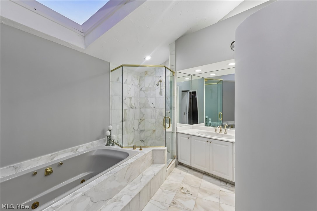 708 Arbor Way Aurora OH 44202