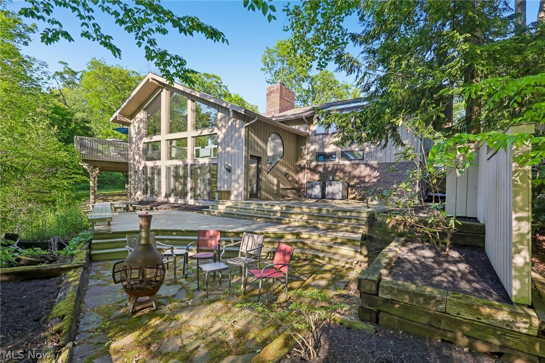 708 Arbor Way Aurora OH 44202