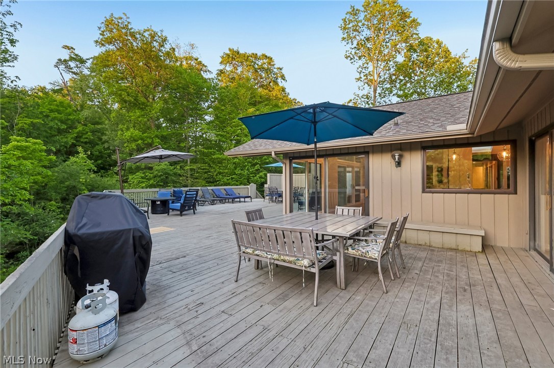 708 Arbor Way Aurora OH 44202