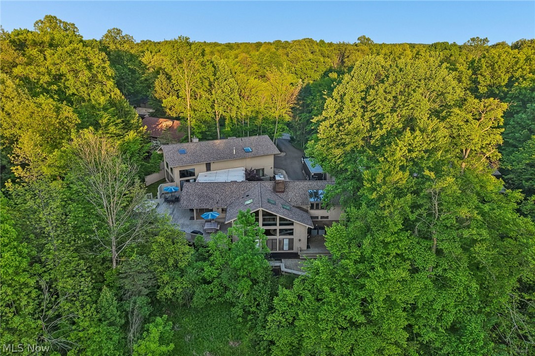 708 Arbor Way Aurora OH 44202