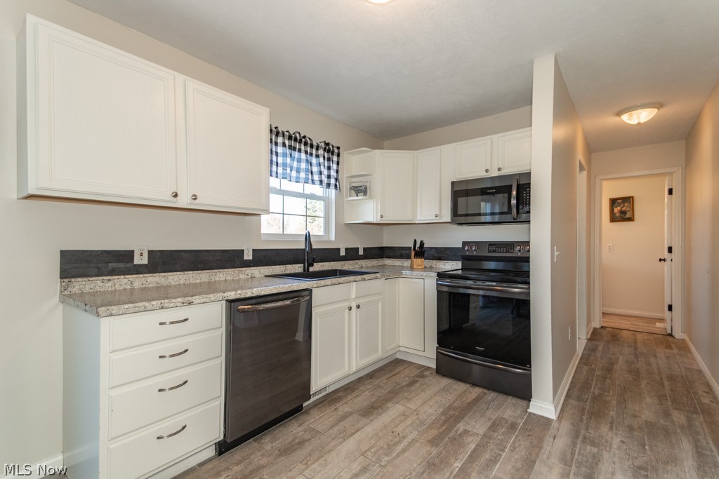 1999 Beringer Place Harpersfield OH 44041