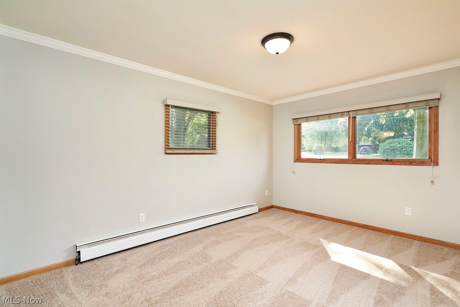 1097 Oak Tree Road Akron OH 44320
