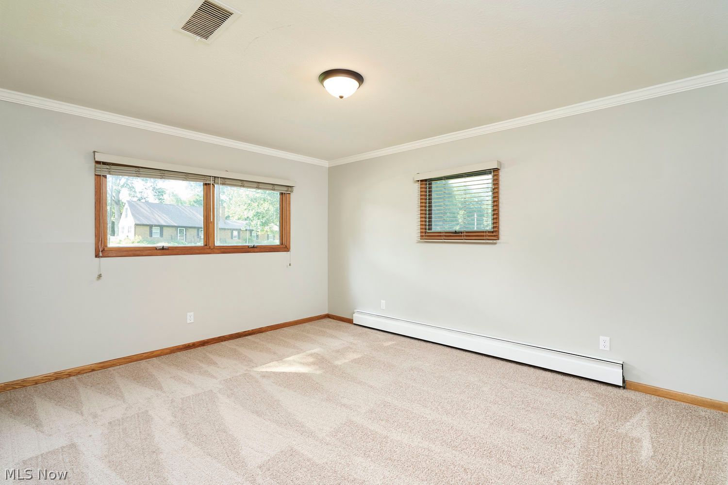 1097 Oak Tree Road Akron OH 44320