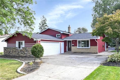 3637 Hunter Drive North Olmsted OH 44070