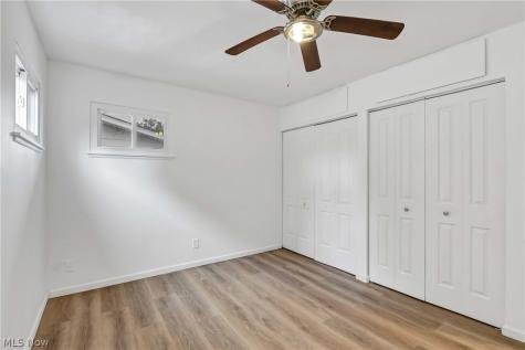 3637 Hunter Drive North Olmsted OH 44070