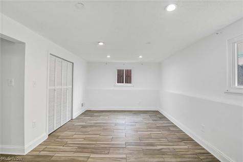 3637 Hunter Drive North Olmsted OH 44070