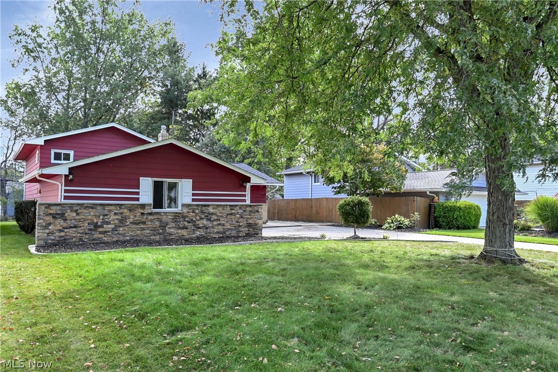 3637 Hunter Drive North Olmsted OH 44070