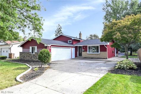 3637 Hunter Drive North Olmsted OH 44070