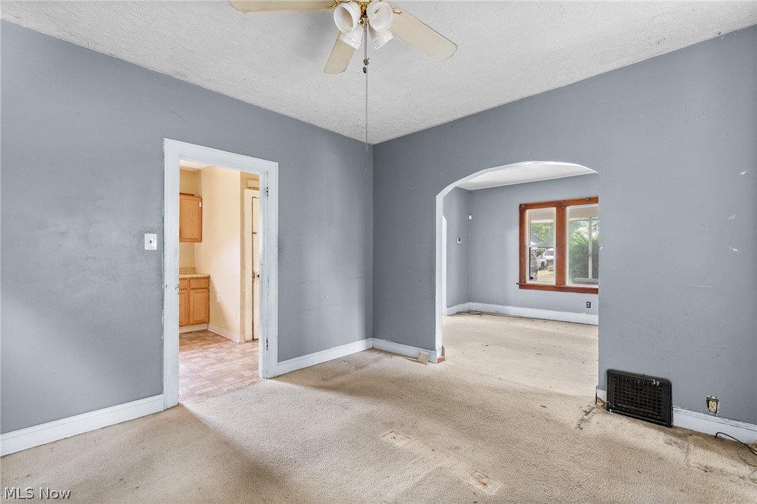 2203 5th Street NE Canton OH 44704