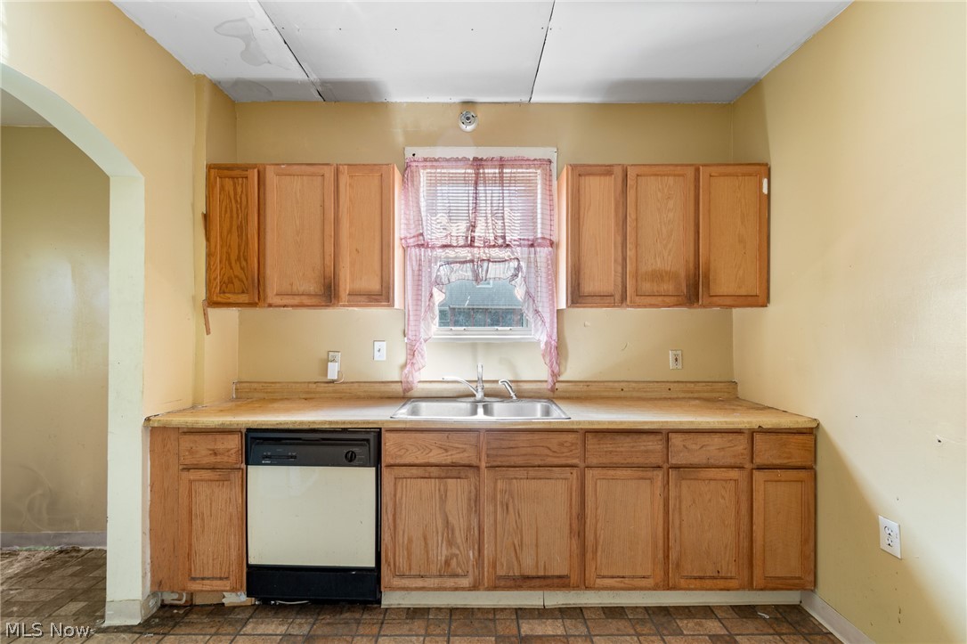 2203 5th Street NE Canton OH 44704