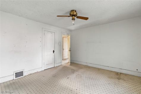 2203 5th Street NE Canton OH 44704