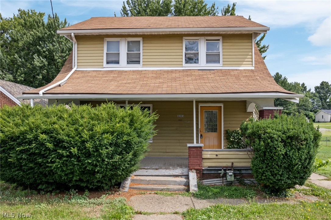 2203 5th Street NE Canton OH 44704