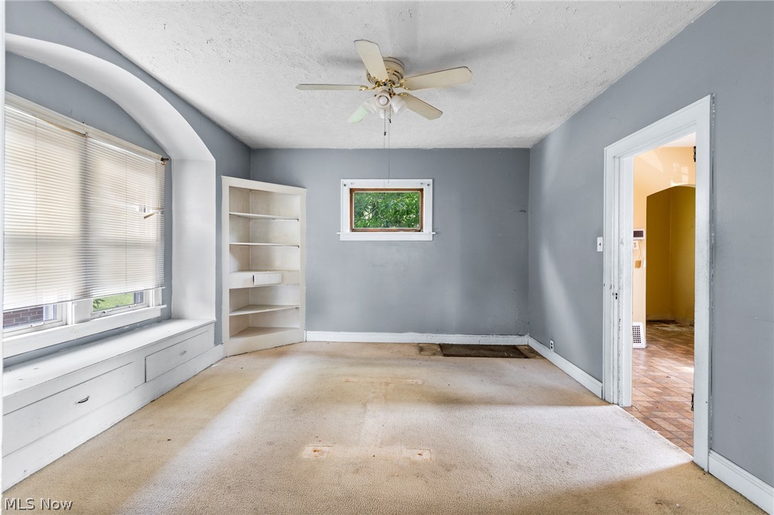 2203 5th Street NE Canton OH 44704
