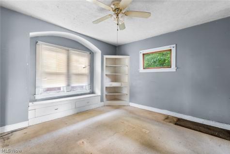 2203 5th Street NE Canton OH 44704