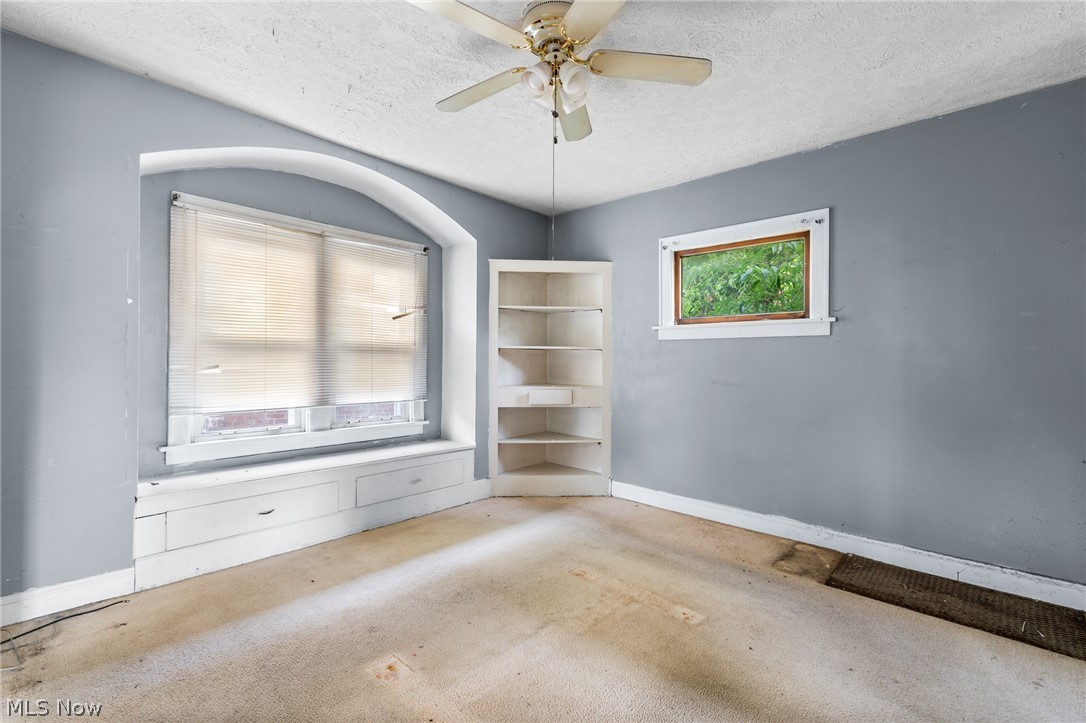 2203 5th Street NE Canton OH 44704