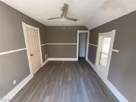983 E 141st Street Cleveland OH 44110