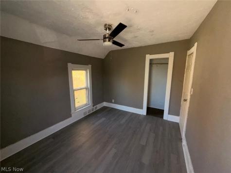 983 E 141st Street Cleveland OH 44110