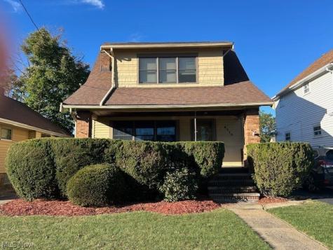 4710 Maplecrest Avenue Parma OH 44134