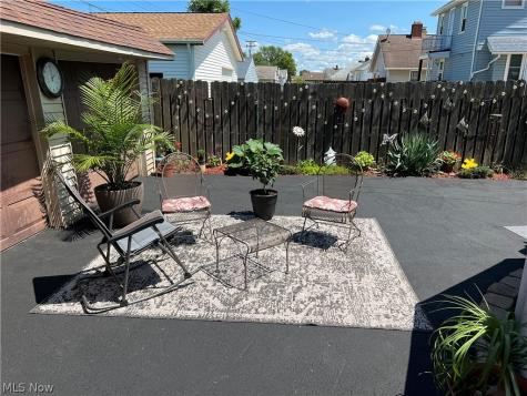 4710 Maplecrest Avenue Parma OH 44134