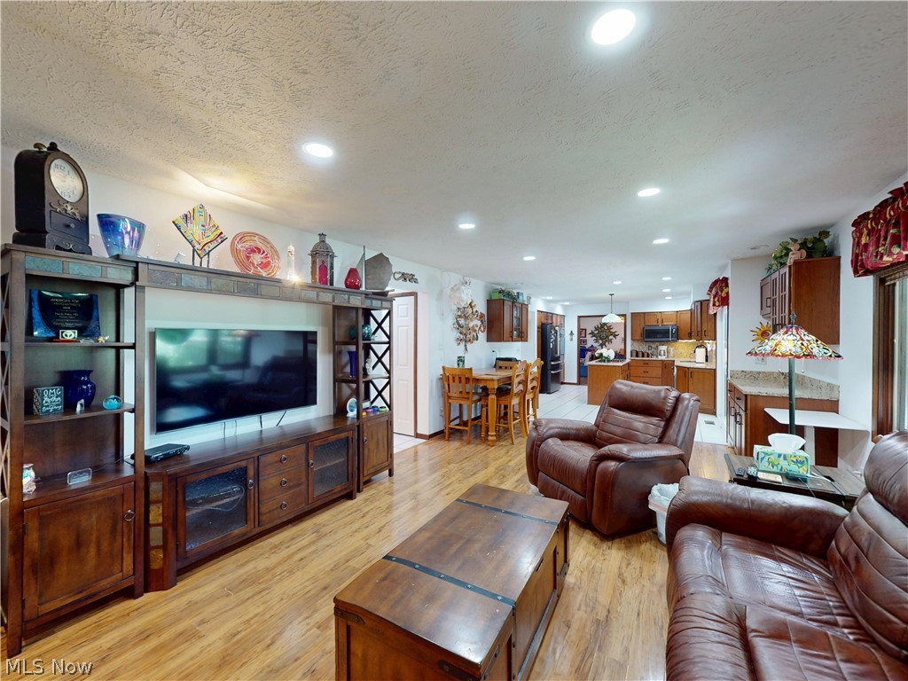 32145 Sedgefield Oval Solon OH 44139