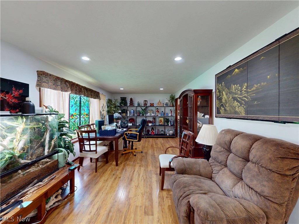 32145 Sedgefield Oval Solon OH 44139