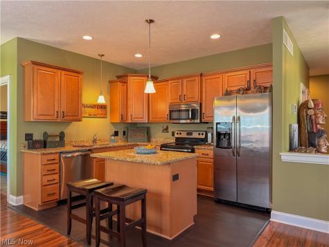 4892 Mandarin Drive Seville OH 44273