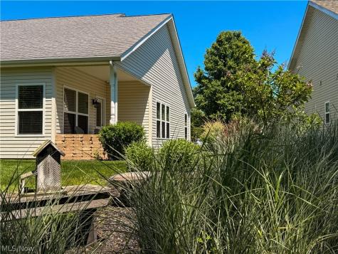 4892 Mandarin Drive Seville OH 44273