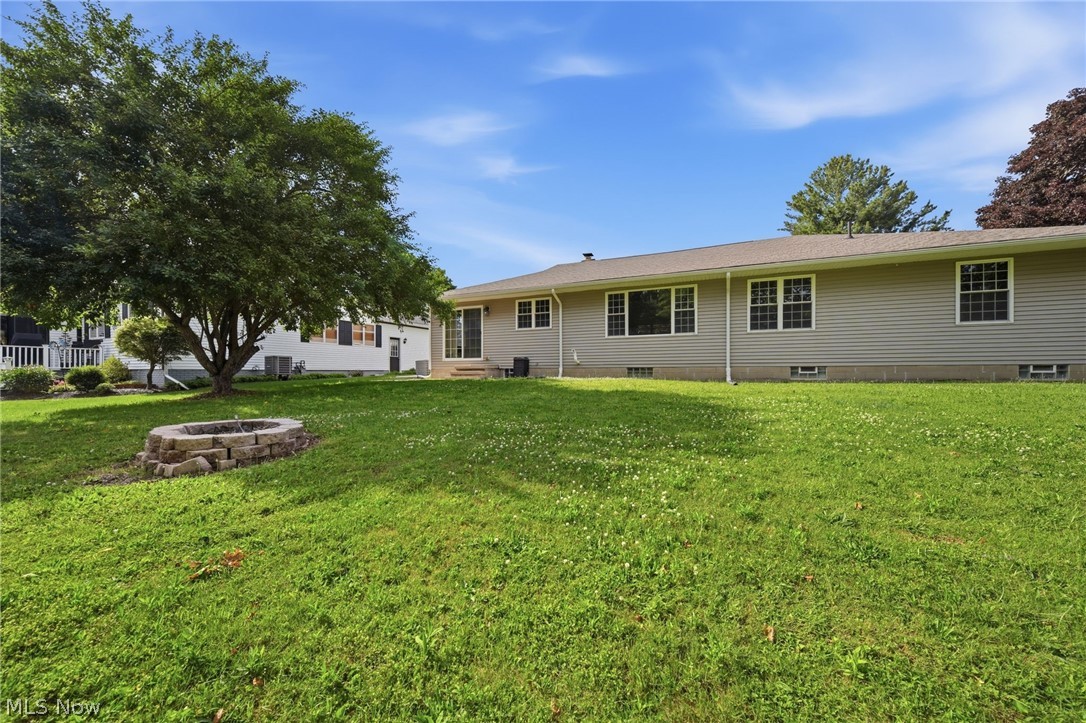 734 Knollwood Drive Ashtabula OH 44004